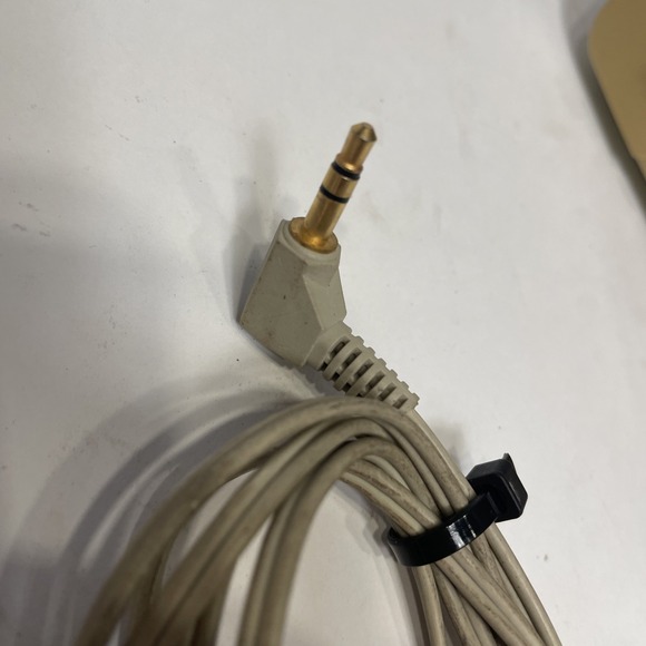 Labtec CS-180 Stereo Computer Speakers System - Picture 8 of 9